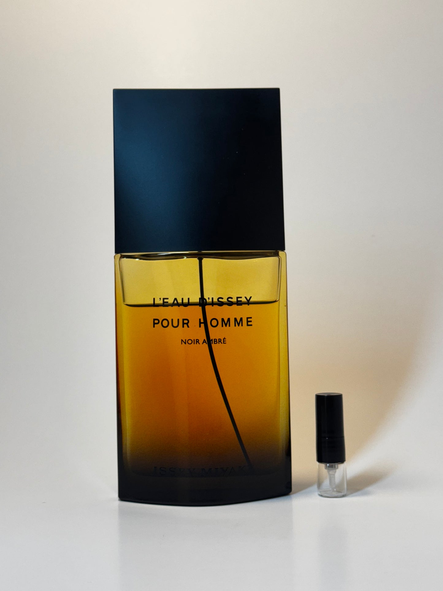 Issey Miyake L'Eau d'Issey Pour Homme Noir Ambre 1ML Sample