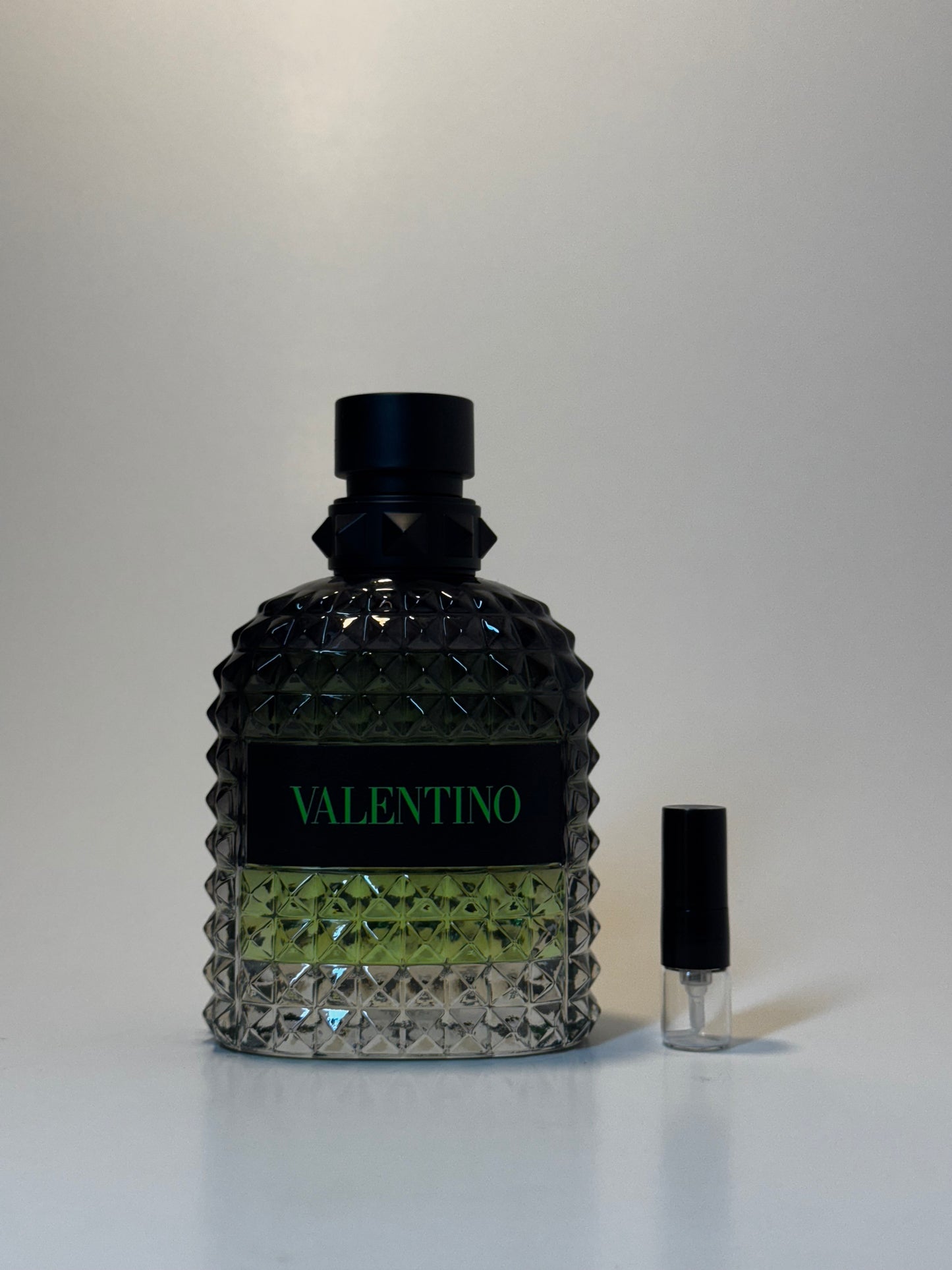 Valentino Uomo Born In Roma Green Stravaganza 1ML Sample